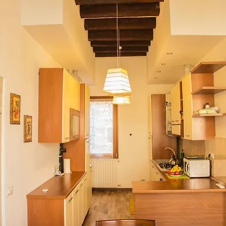 Ca' Del Barba Frutariol شقة البندقية